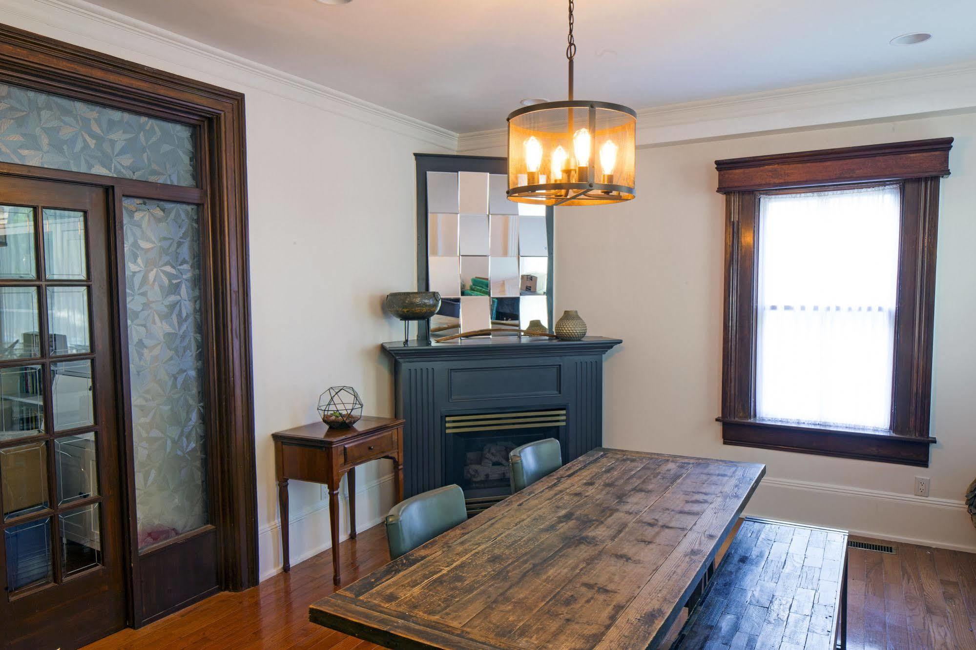 Queen Regent Bed & Breakfast Niagara-on-the-Lake Dış mekan fotoğraf